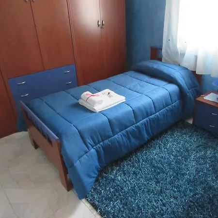 Πανσιόν Camera Romina